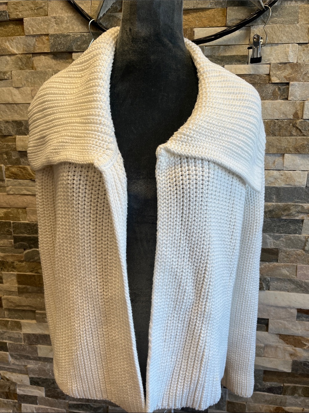 Talbots Chunky Knit Cardigan in White Size Medium